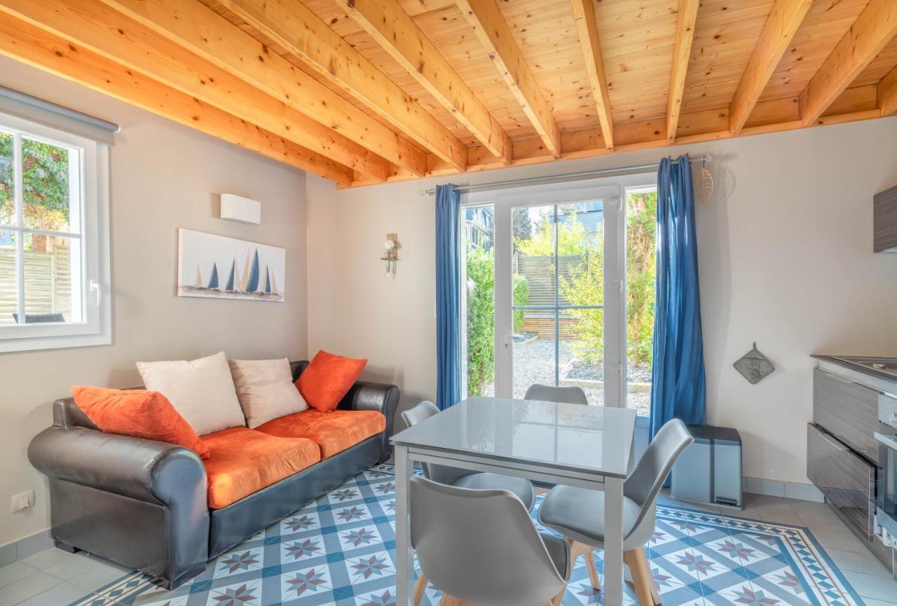 Cottages A Proximite De La Plage Dinard Exterior photo